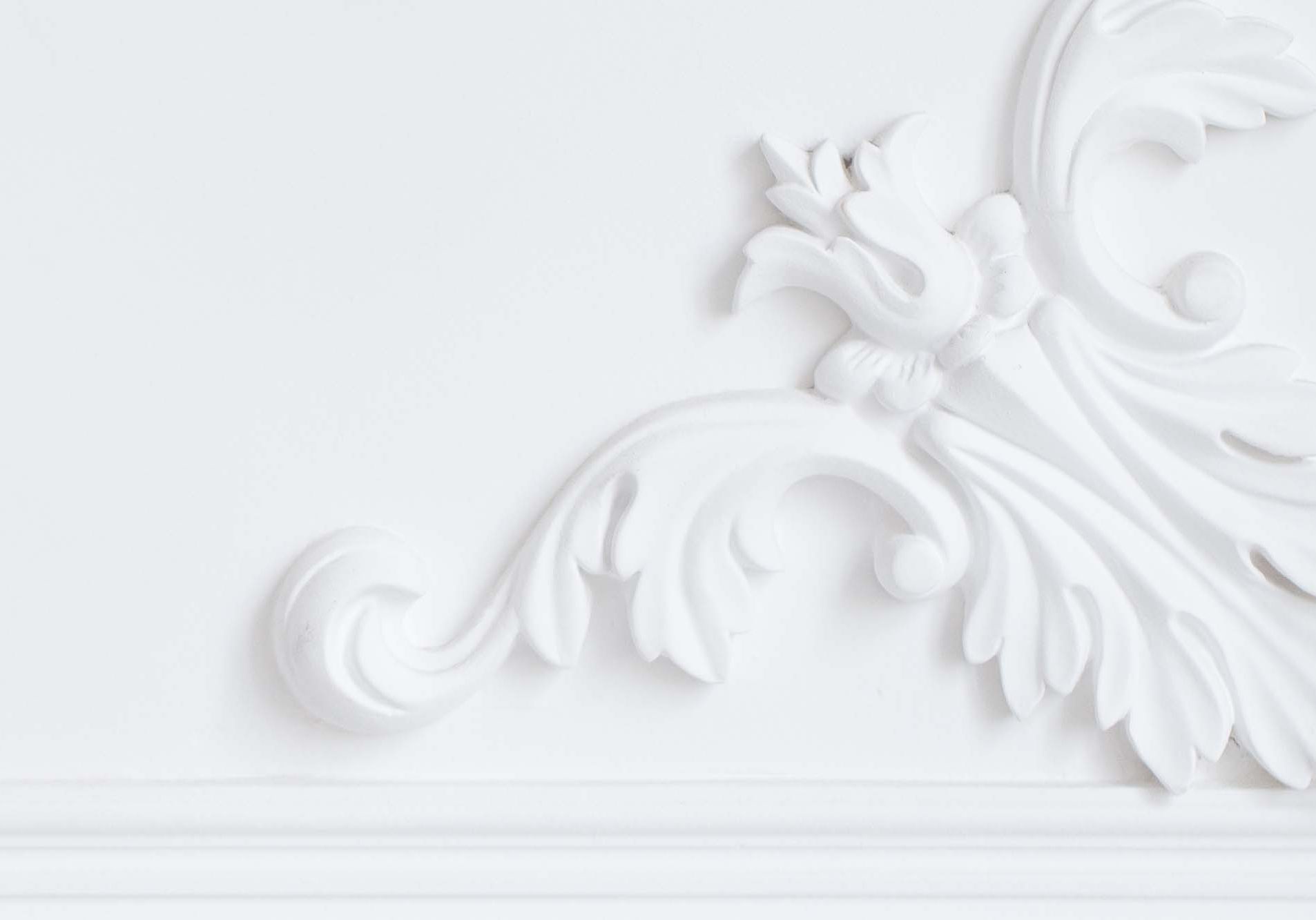 Plaster cornice